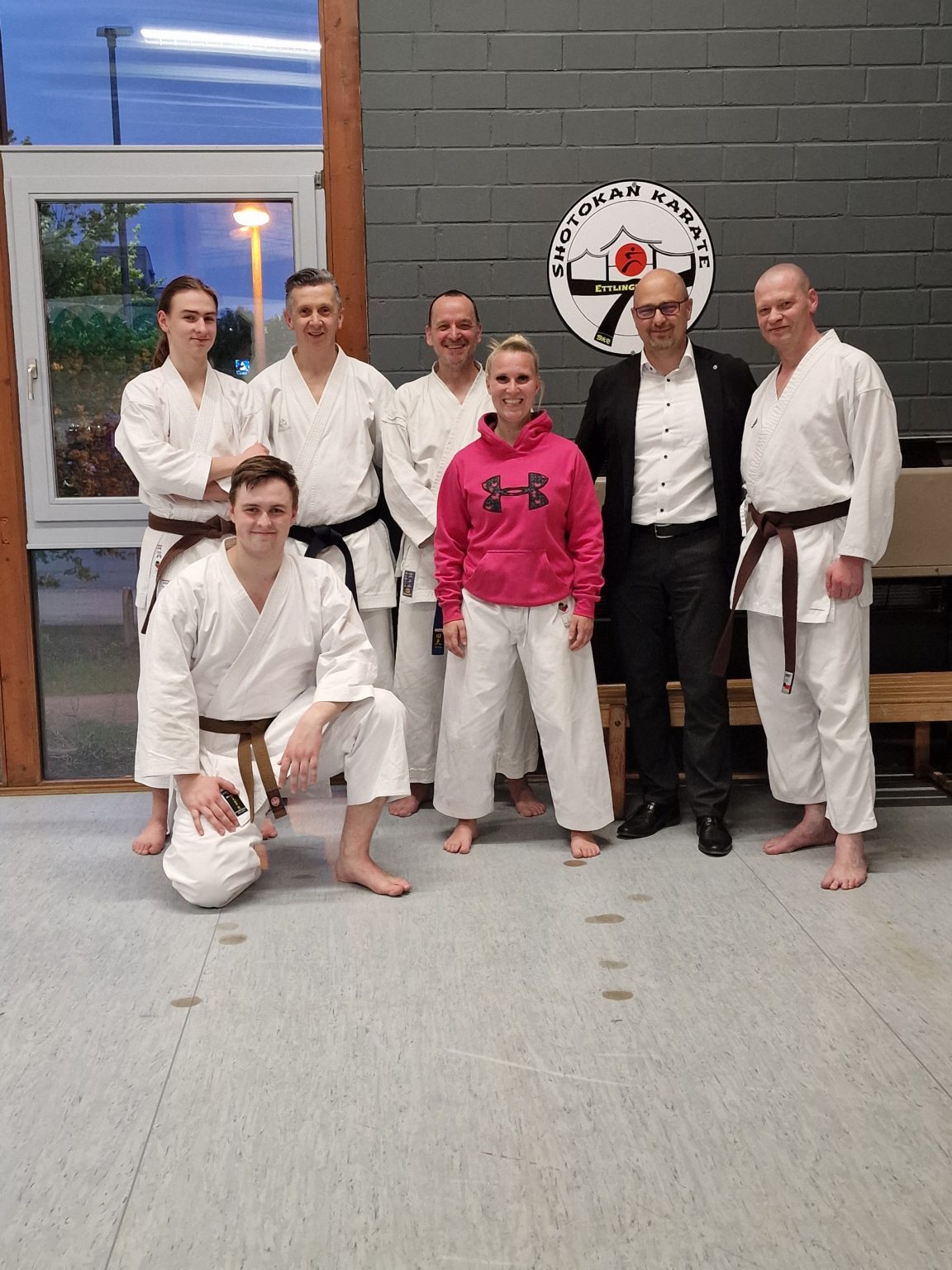 OB Arnold besucht unser Training